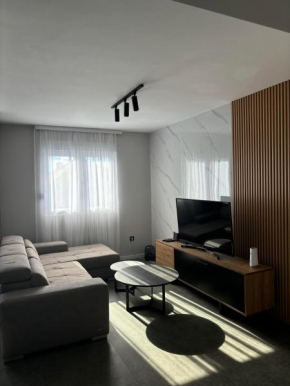 Apartments Luka